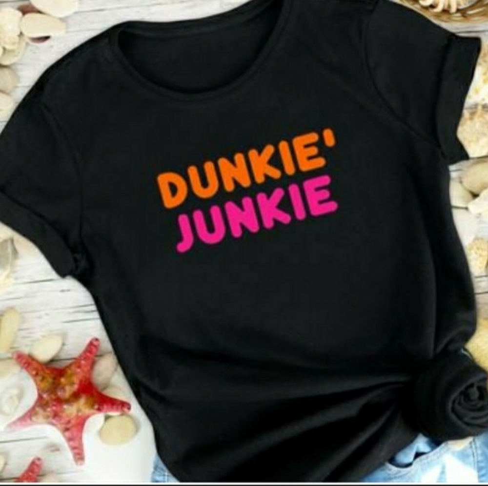 Dunkin Donuts tshirt Dunkie Junkie  New